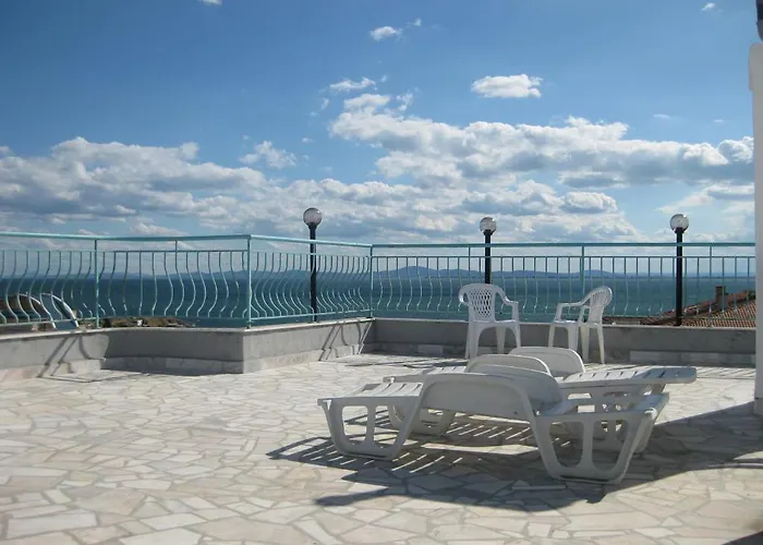 ゲストハウス Stella Di Mare 2*